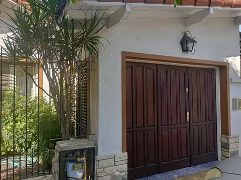 Casa en Venta en Banfield, USD 140.000