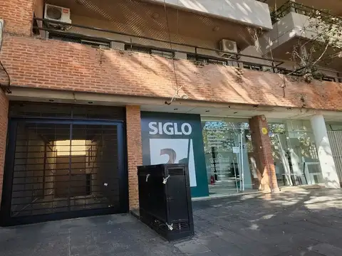 COCHERA A LA VENTA ADROGUE FRENTE A LA ESTACION