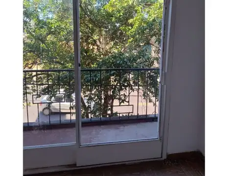 AV. URUGUAY 3100