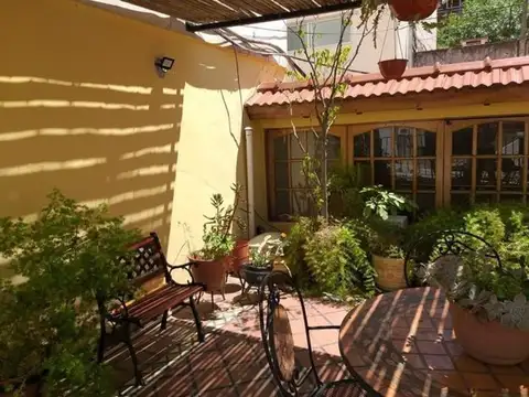 Depto Tipo Casa en Venta de 5 ambientes