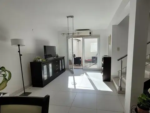 Casa en Venta en Neuquén, USD 185.000