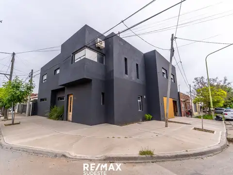 CASA TRES DORMITORIOS B° SAN CAYETANO