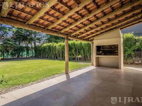 Casa en Alquiler de 3 dormitorios