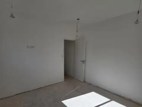 Depto Tipo Casa en Venta al Este