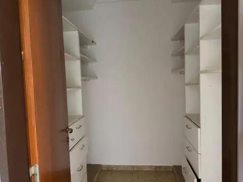 Casa en Alquiler en Yerba Buena, $ 1.500.000