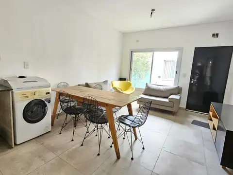 Depto Tipo Casa en Venta de 1 dormitorio