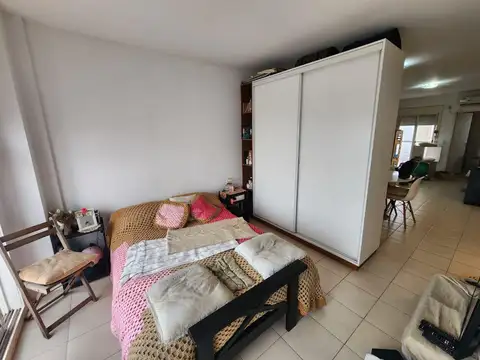 Departamento en Venta en Parque Chacabuco, USD 95.000
