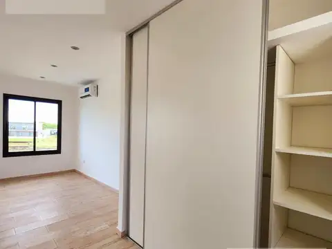 Casa Monoambiente con 2 baños