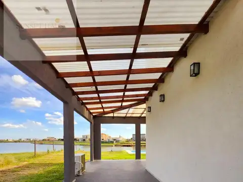 VENTA CASA A LAGUNA SAN SEBASTIAN OPORTUNIDAD 