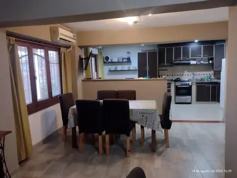 Casa 3 ambientes con 1 baño