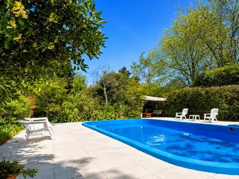 Casa en Alquiler de 4 dormitorios