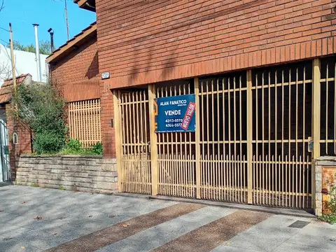 CASA EN LOTE PROPIO DOS PLANTAS CON COCHERA EN SAN ANDRES 