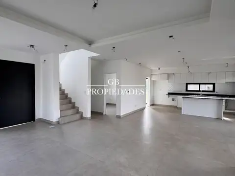 Casa en Venta en Pilar Del Este - Santa Elisa, USD 235.000
