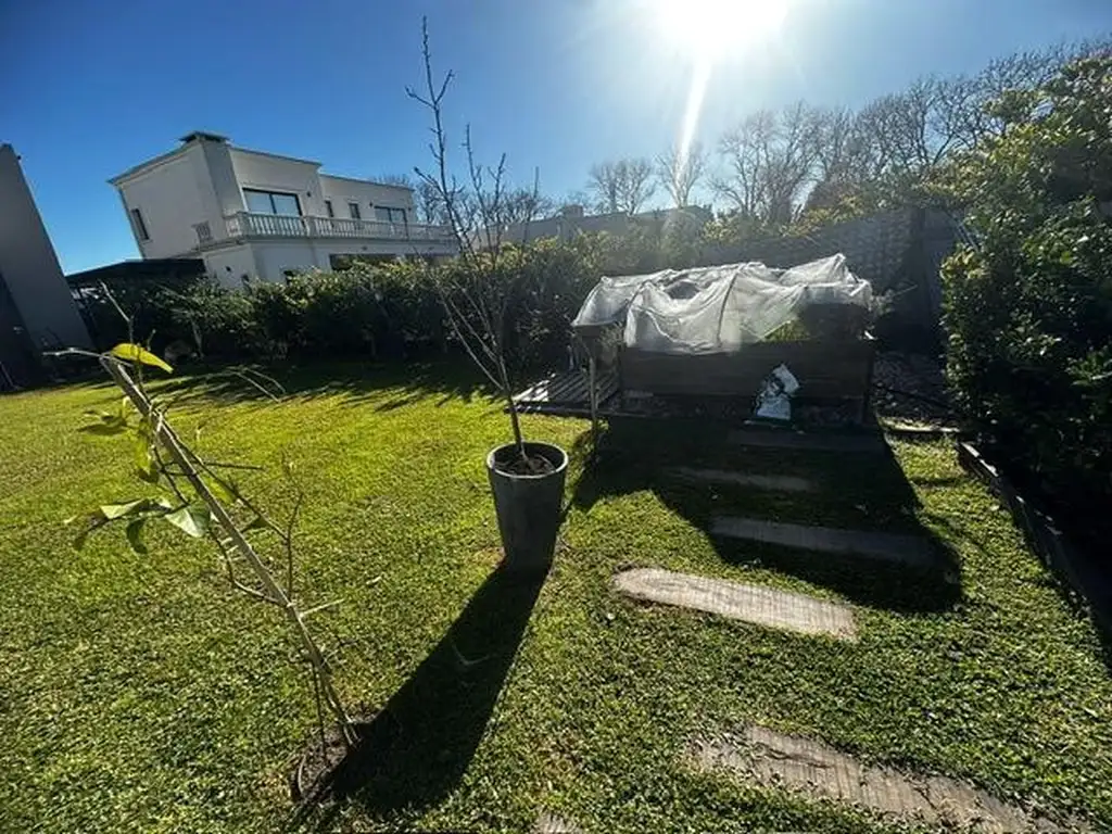 Casa en Pilar del Este - Santa Elena de 3 dormitorios
