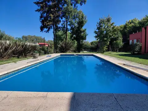 VENTA CASA 6 DORMITORIOS LOMAS D FATIMA AP CREDIT 