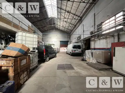 Depósito en aqluiler a 900 metros de Av. San martin y General Paz