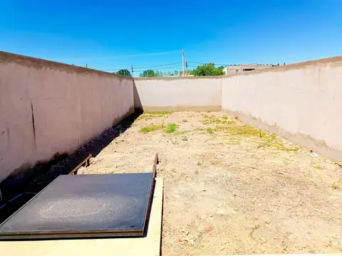 DUPLEX EN VENTA EN PLOTTIER BARRIO BELLA VISTA