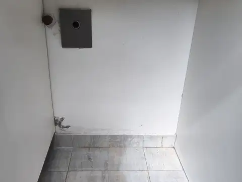 DEPARTAMENTO 1 AMBIENTE CON COCINA SEPARADA Y BALCÓN. RAQUEL ESPAÑOL 260 PISO 2ºD WILDE - AVELLANEDA