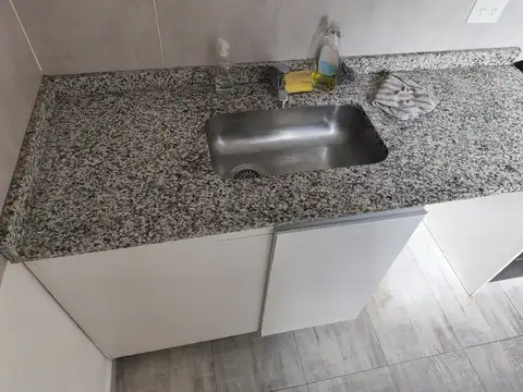 Departamento en Alquiler en Avellaneda, $ 330.000