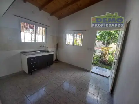 Departamento en Alquiler en Grand Bourg, $ 400.000