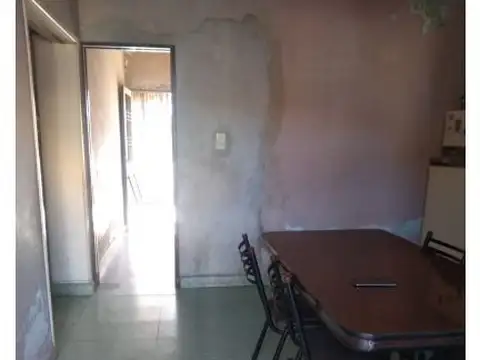 Casa en Venta en Castelar, USD 70.000