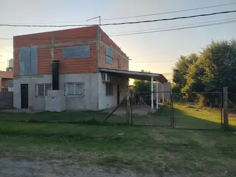 Calle 445 entre 30 y 131 100