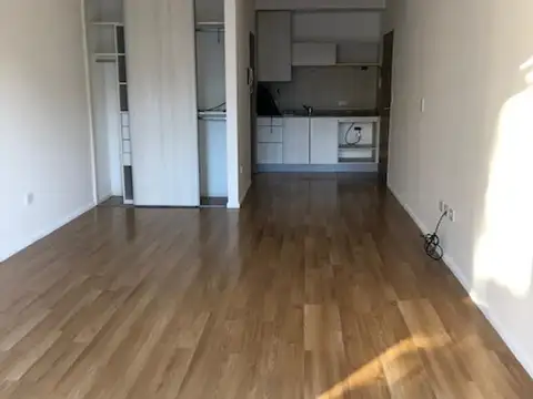 EXCELENTE DPTO 1 AMB CONTRAFRENTE A 150mts TRIUNVIRATO