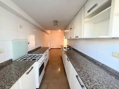 Departamento 5 ambientes con 3 baños