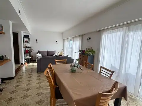Departamento en Venta de 4 dormitorios