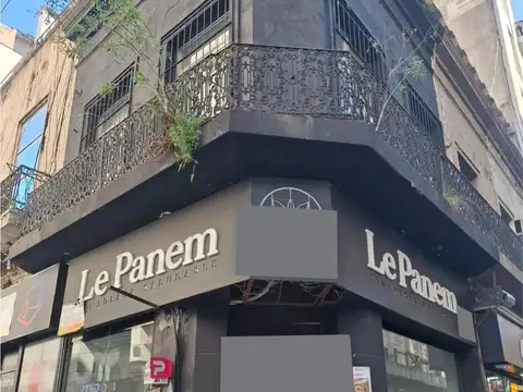 Local en alquiler en esquina sobre  la peatonal Florida
