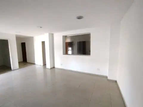 Local en Alquiler 46 años