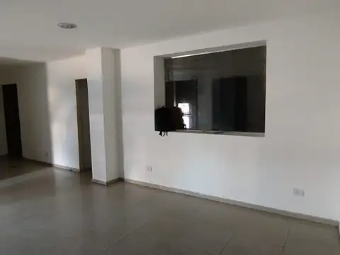 LOCAL EN ALQUILER A METROS DE BARRIO CENTRO