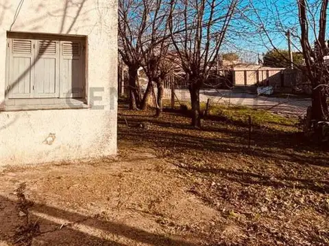 Homero manzi n 495 esq 160 , Piso 0