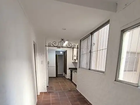 Departamento 5 ambientes con 1 baño