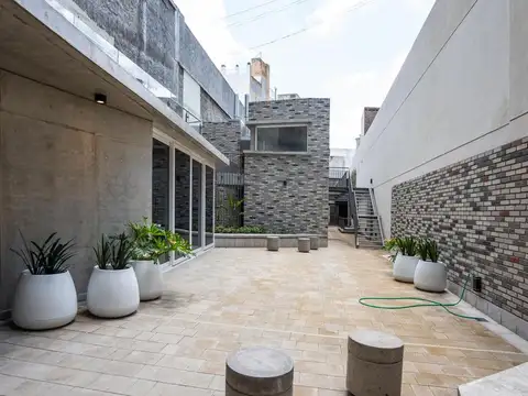 AV PELLEGRINI 1640 08 03