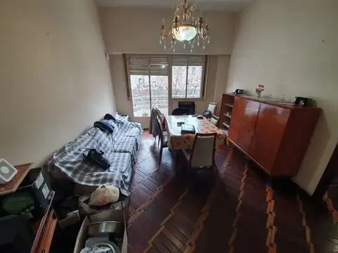 Alberti 100, Piso 2
