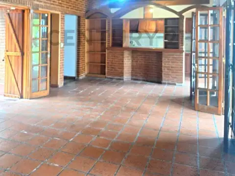 Casa en Alquiler  - Gonnet