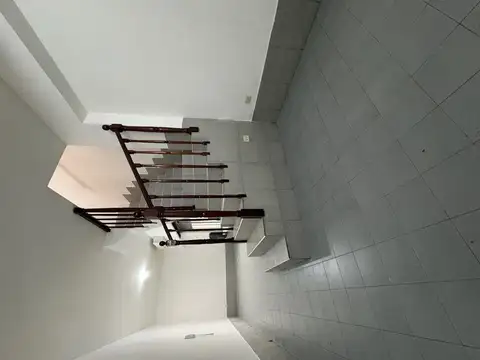 Depto Tipo Casa en Venta en Lanus Este, USD 138.000