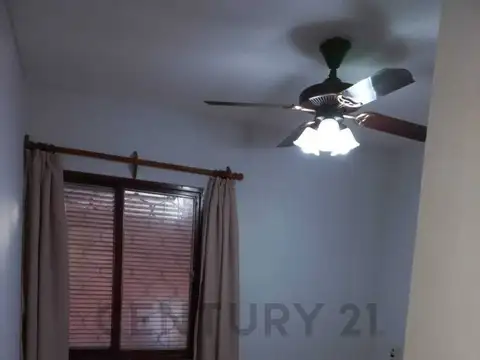 Casa 2 ambientes con 1 baño