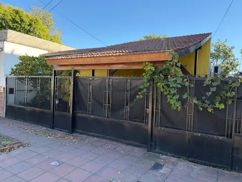 VENTA CASA PARQUE SAN MARTIN MERLO