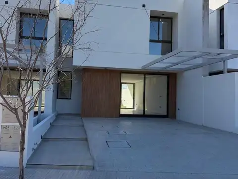 Duplex en Alquiler! En Campo Chico! Seguidad! Categoría!