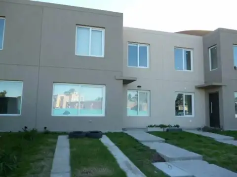 Duplex en  Alquiler en Multiolivares!