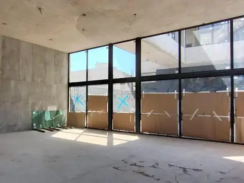 VENTA/PERMUTA/FINANCIACIÓN -  Oficina sobre la ruta. Funes