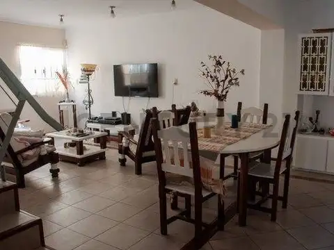 El Ceibo 400, Piso 0