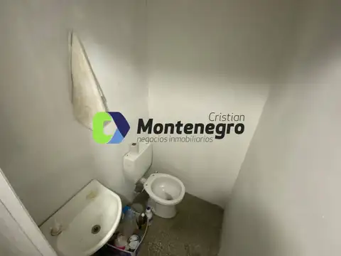 Av. Hipolito Yrigoyen 5100