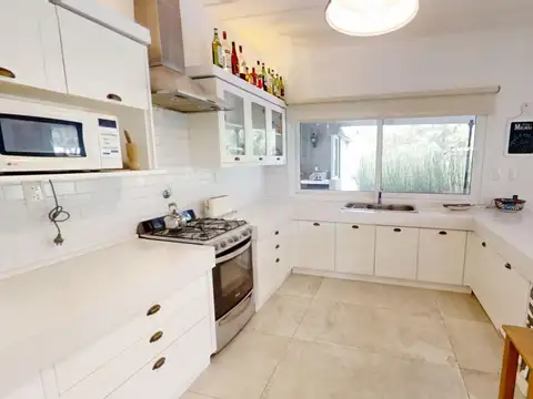 Casa en Venta en Exaltación de la Cruz, USD 360.000