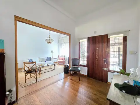 Casa en Venta en Villa Sarmiento, USD 200.000