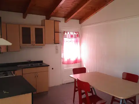 Casa en Alquiler en Rincón de los Sauces, $ 4.600.000