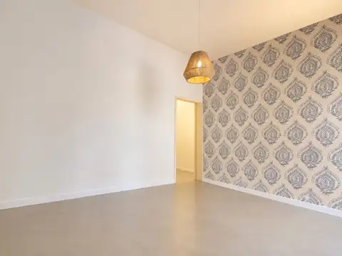 Depto Tipo Casa en Venta 56 años