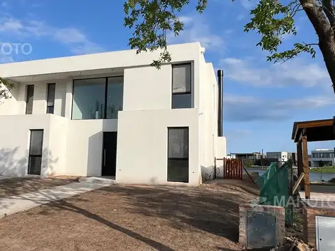 Casa en Venta A Estrenar
